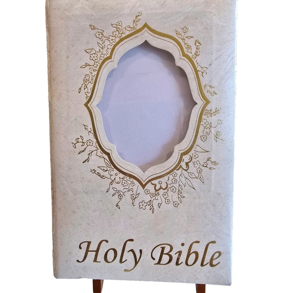 White Gold Holy Bible Catholic Wedding Quinceanera Photo Window Gift 6.5x4.25 SF
